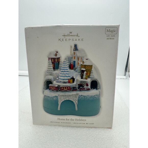 Hallmark Keepsake Magic Ornament Home for the Holidays Light Sound Motion - Picture 1 of 8